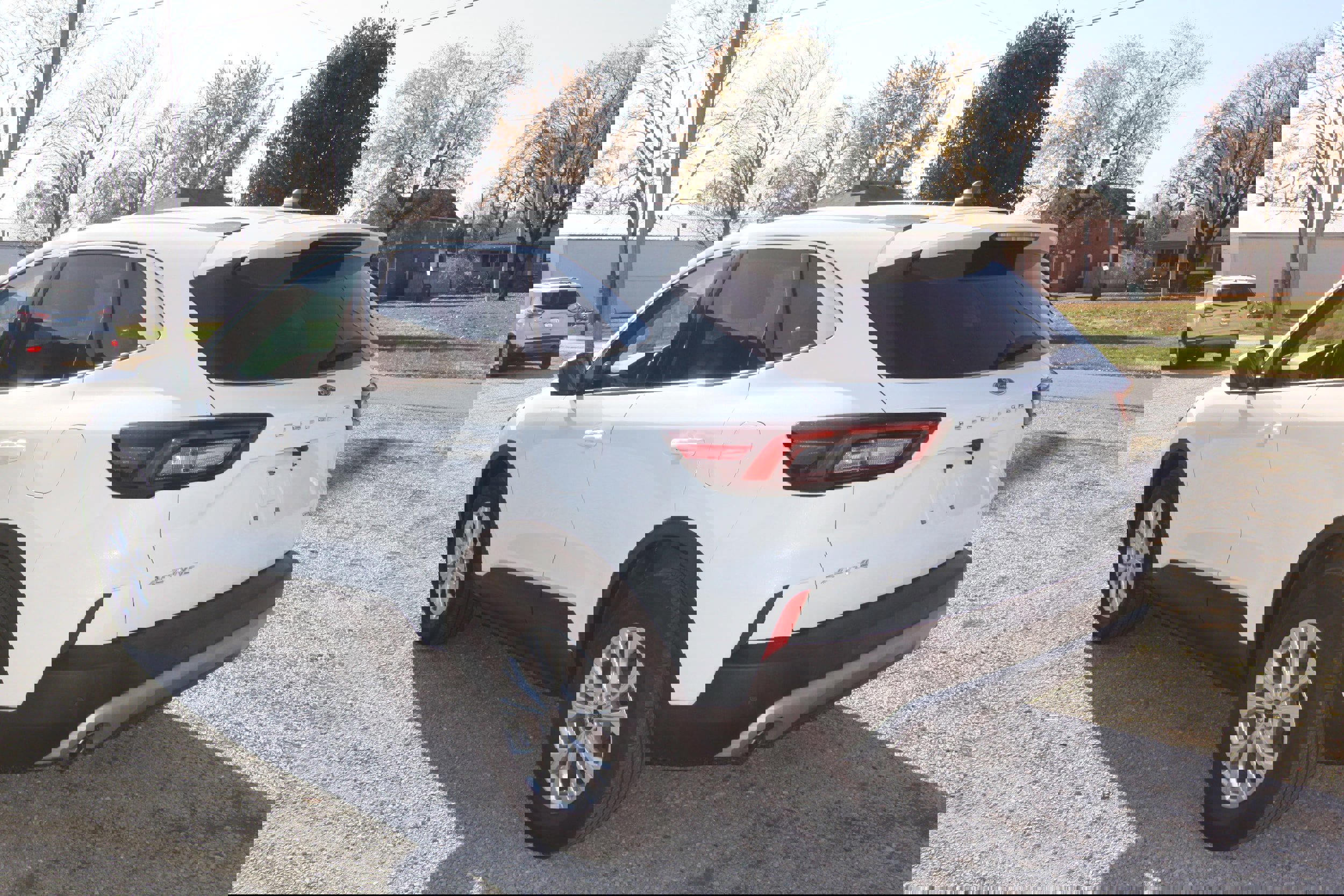 Certified 2023 Ford Escape Active w/ Tech Pack #2 image 3