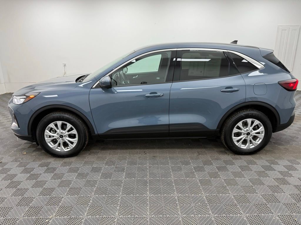 Certified 2023 Ford Escape Active w/ Tech Pack #2 image 7