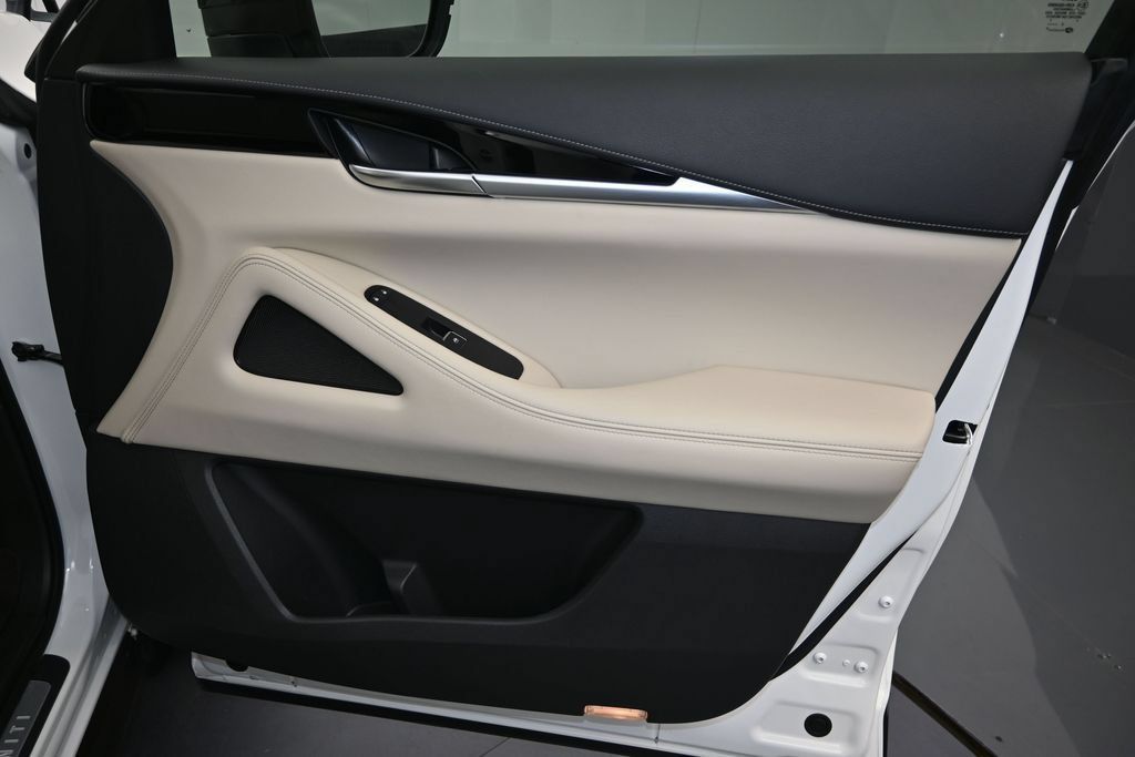 Used 2024 INFINITI QX60 Pure FWD image 13
