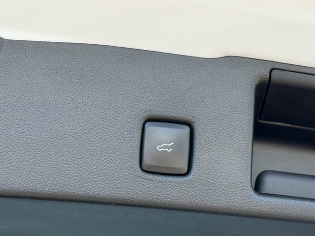 Certified 2022 Ford Escape SEL image 28