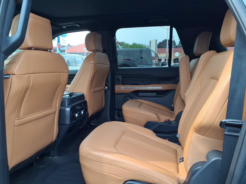 Certified 2024 Ford Expedition Max Platinum AWD/4WD image 12