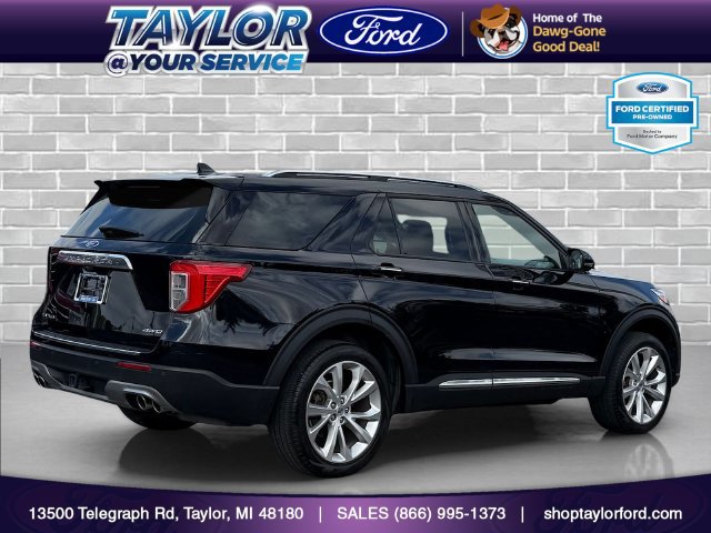 Certified 2023 Ford Explorer Platinum w/ Technology Package AWD/4WD image 3