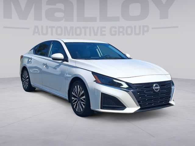 Used 2023 Nissan Altima 2.5 SV FWD image 7