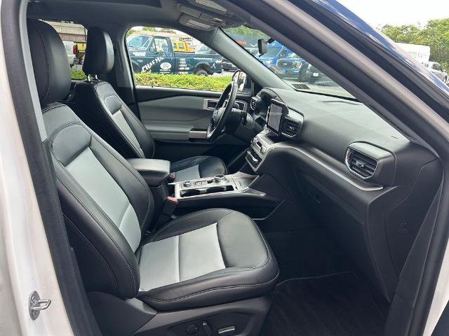 Certified 2023 Ford Explorer XLT w/ Equipment Group 202A AWD/4WD image 31