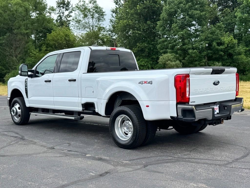 Certified 2024 Ford F350 XLT AWD/4WD image 13