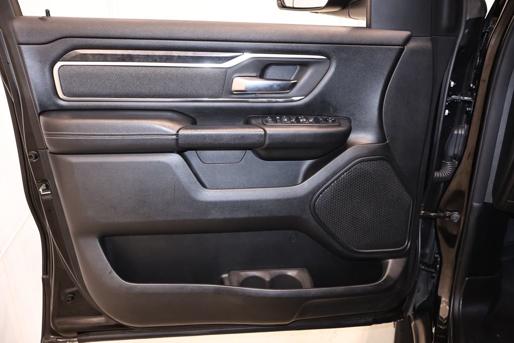 Used 2019 RAM 1500 Big Horn AWD/4WD image 11