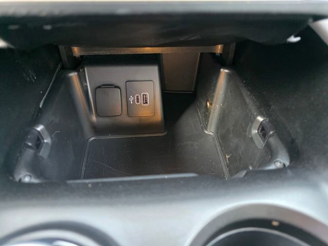 Certified 2025 Ford Explorer Active w/ Active Comfort Package image 20