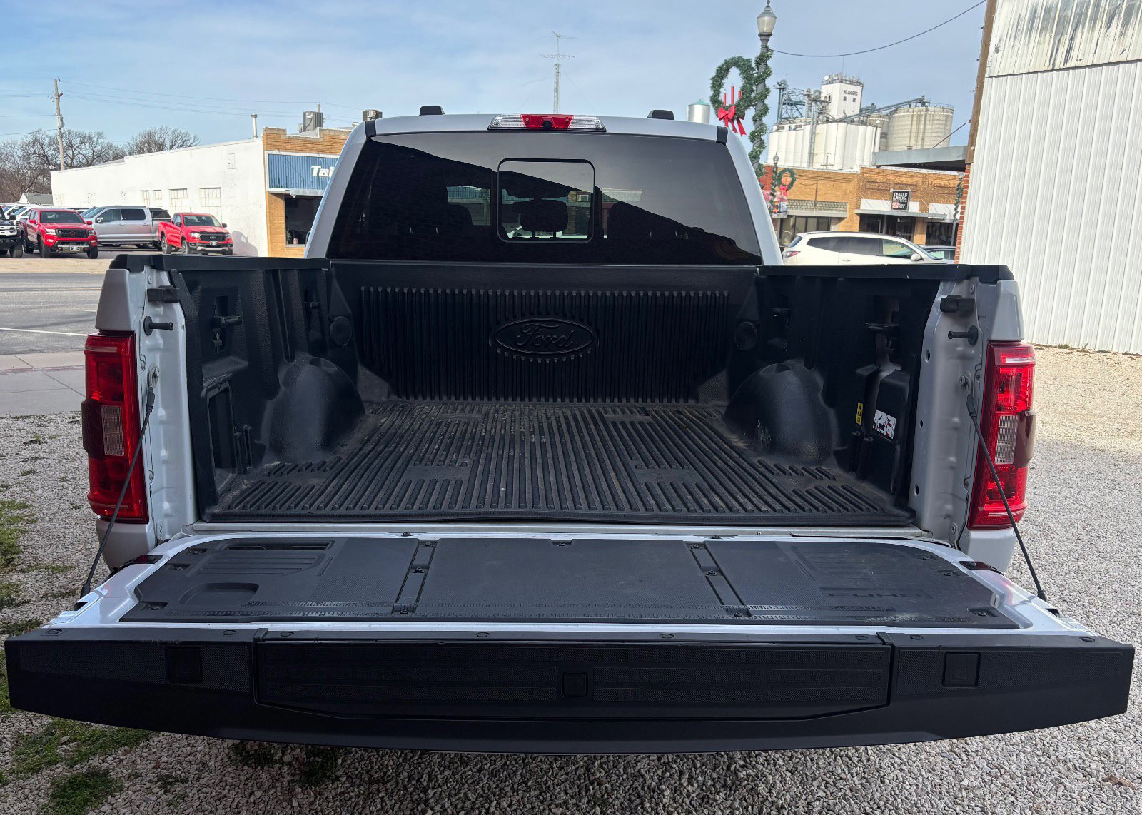 Certified 2022 Ford F150 XLT w/ Equipment Group 302A High image 5