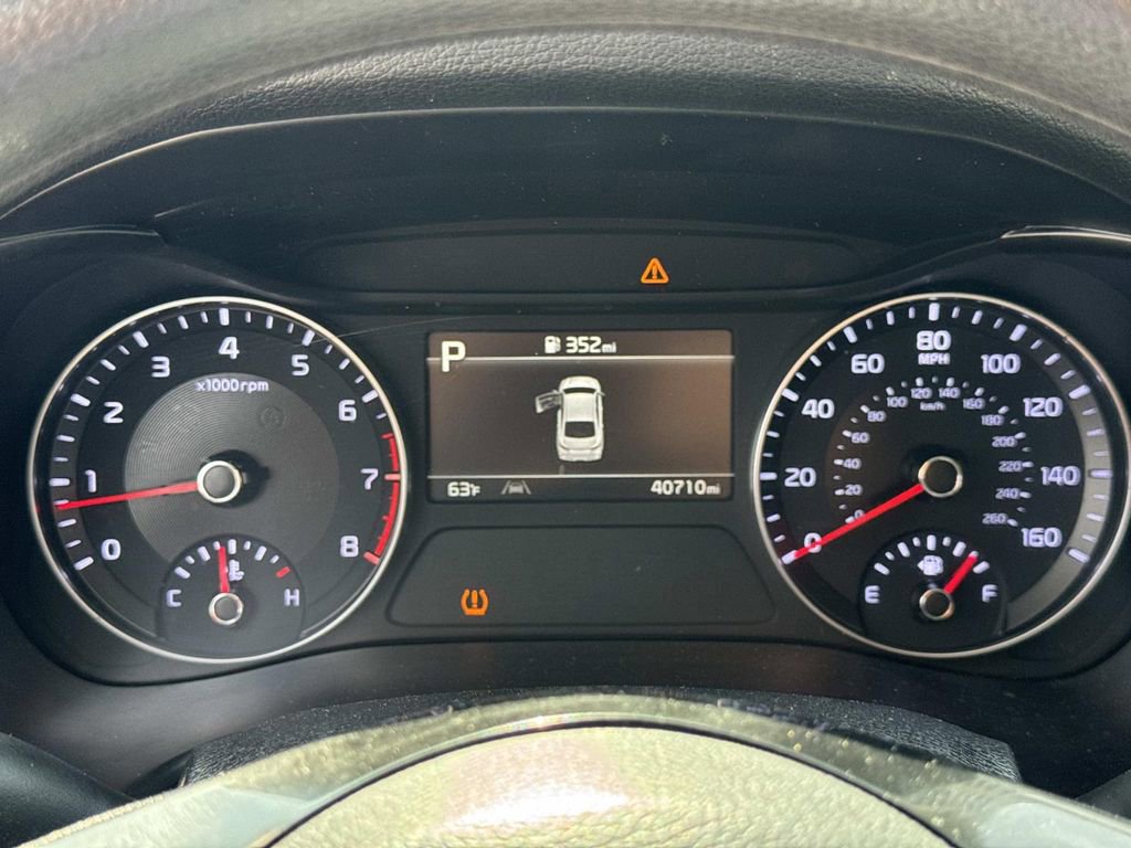 Used 2024 Kia Forte LXS image 21