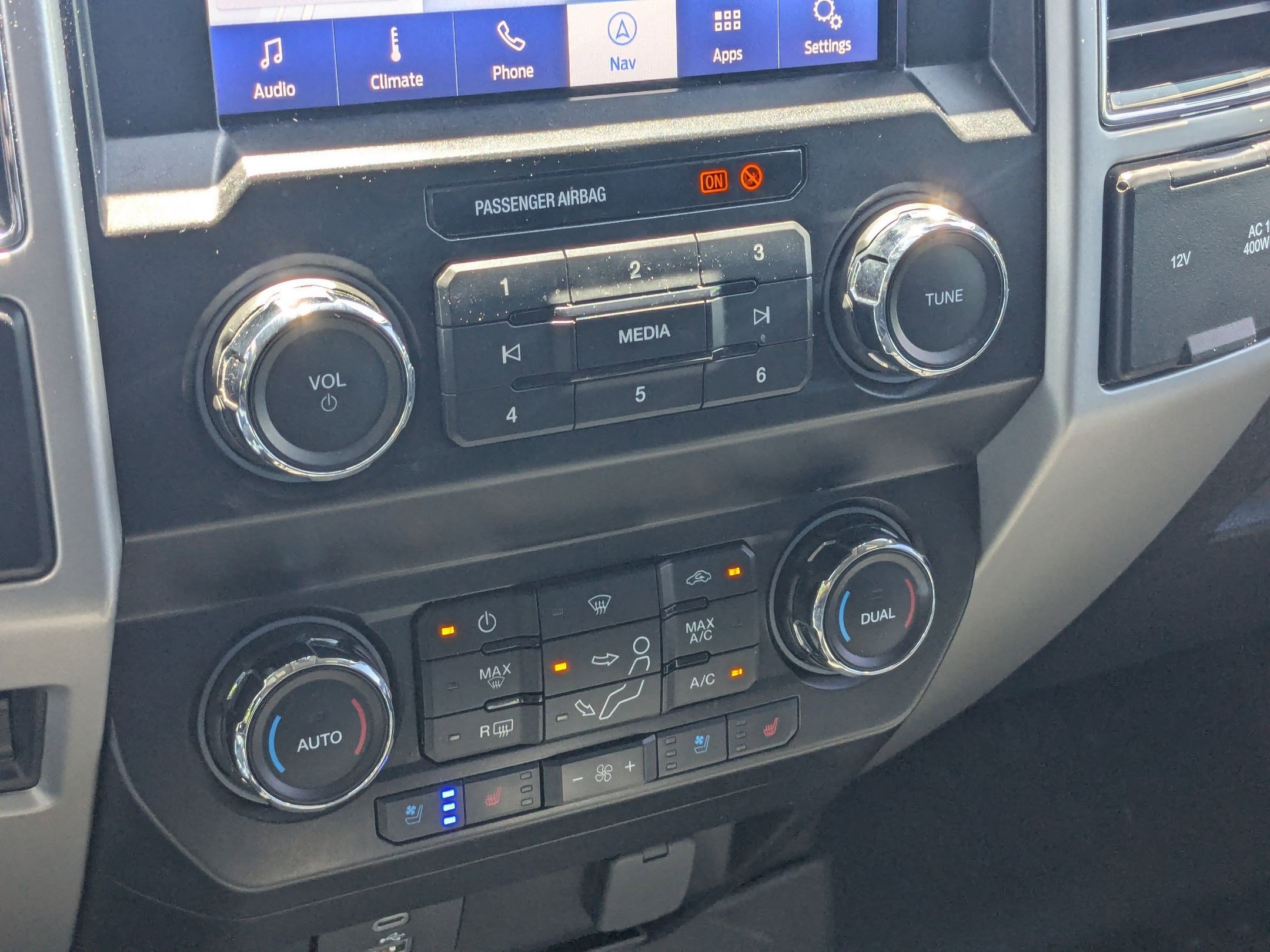 Certified 2020 Ford F250 Lariat w/ Lariat Value Package AWD/4WD image 26