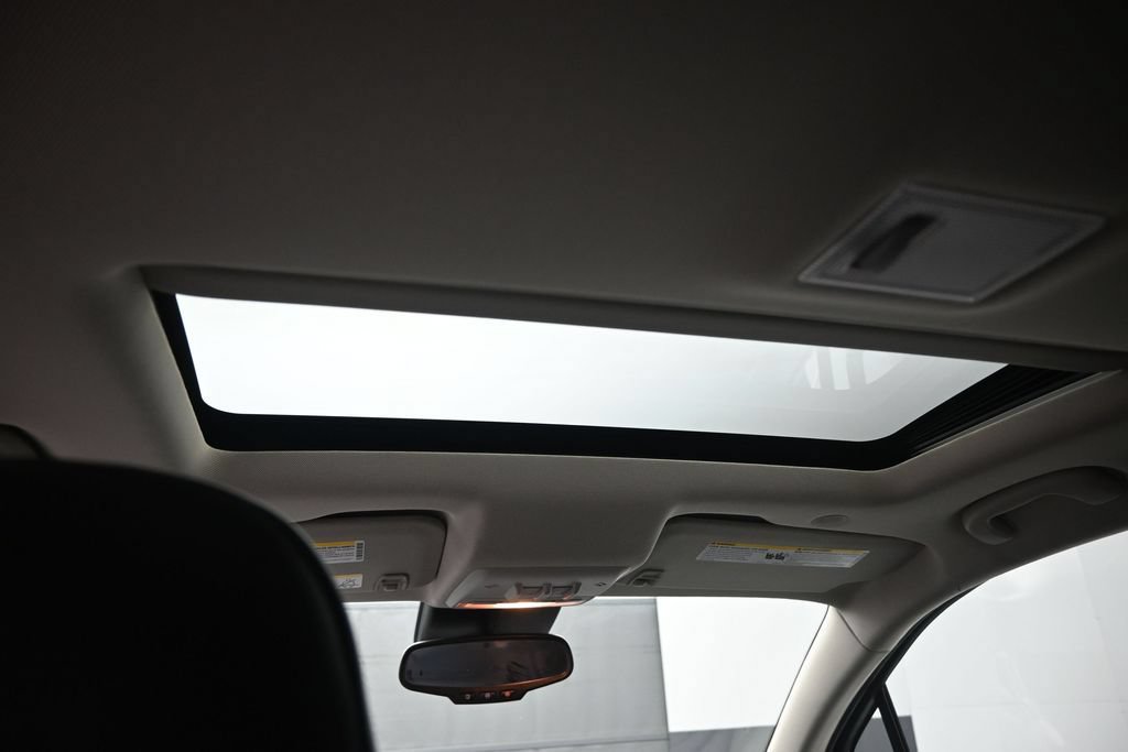 Used 2019 Buick Encore Sport Touring w/ Safety Package AWD/4WD image 24