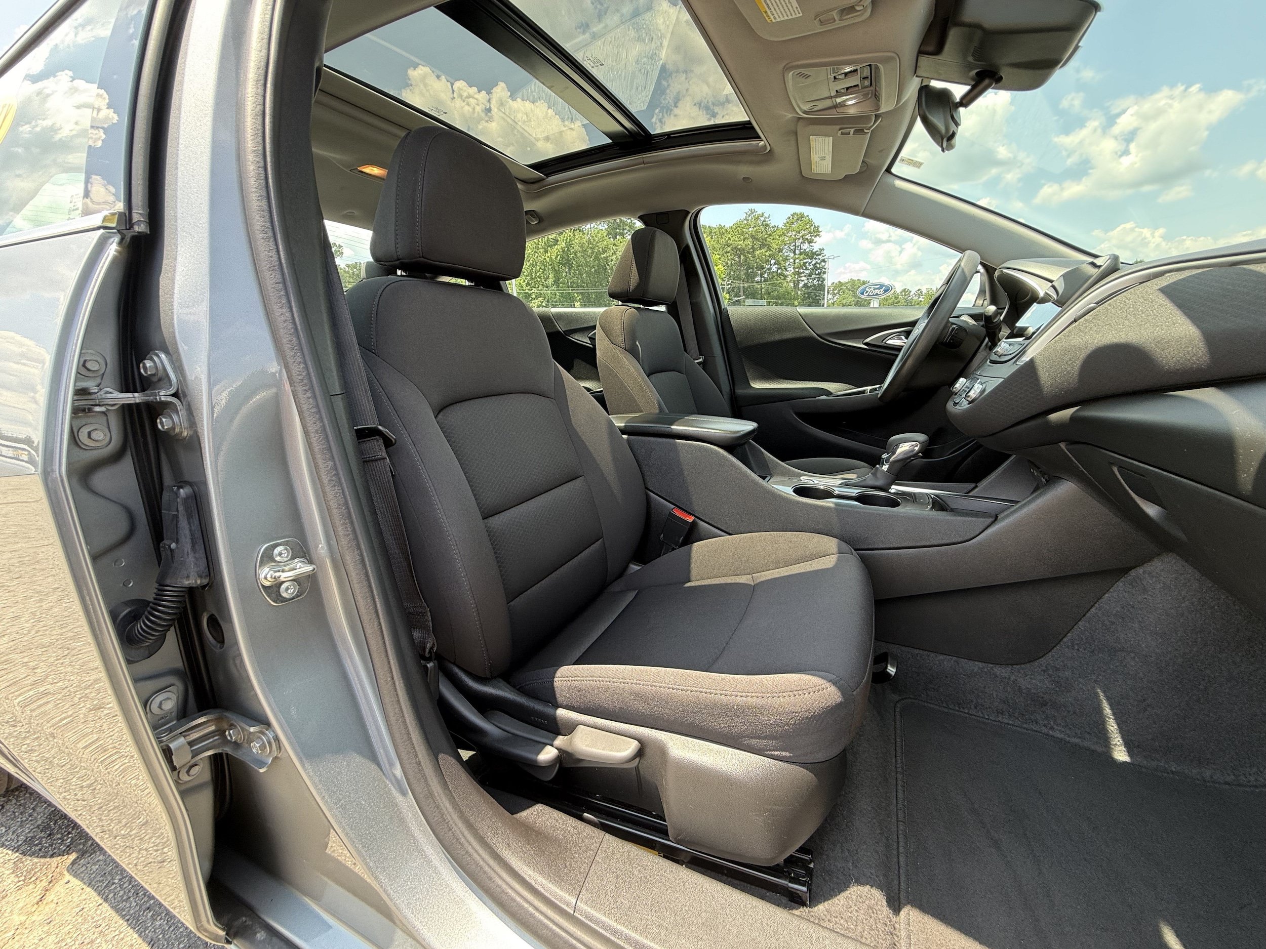 Used 2024 Chevrolet Malibu LT FWD image 10
