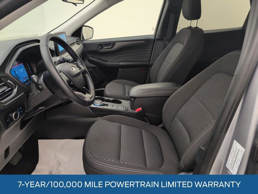 Certified 2024 Ford Escape Active w/ Cold Weather Package FWD image 9