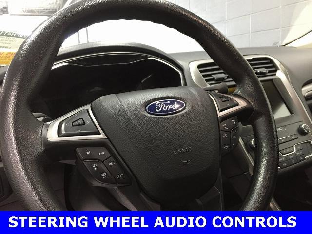 Certified 2019 Ford Fusion SE image 17