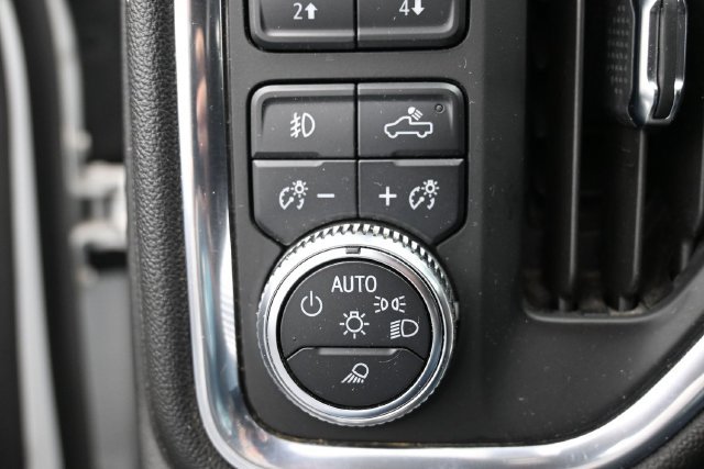 Used 2021 GMC Sierra 1500 AT4 w/ AT4 Premium Package AWD/4WD image 25