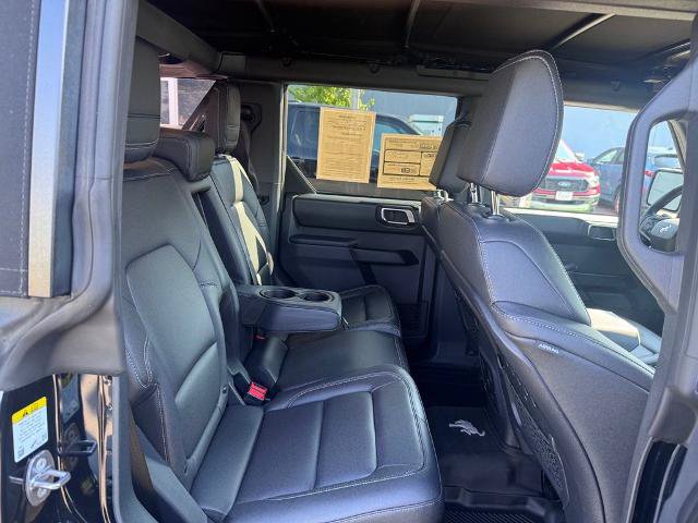 Certified 2025 Ford Bronco Badlands w/ Sasquatch Package AWD/4WD image 18