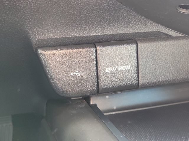 Used 2023 Toyota Camry SE FWD image 31