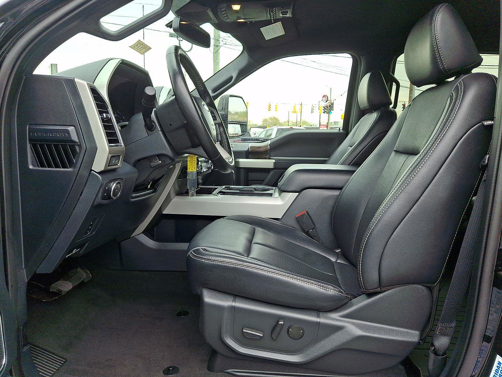 Certified 2022 Ford F350 Lariat w/ Lariat Value Package AWD/4WD image 10