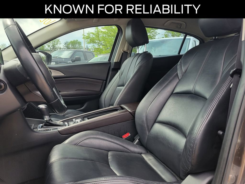 Used 2018 MAZDA MAZDA3 Touring image 15