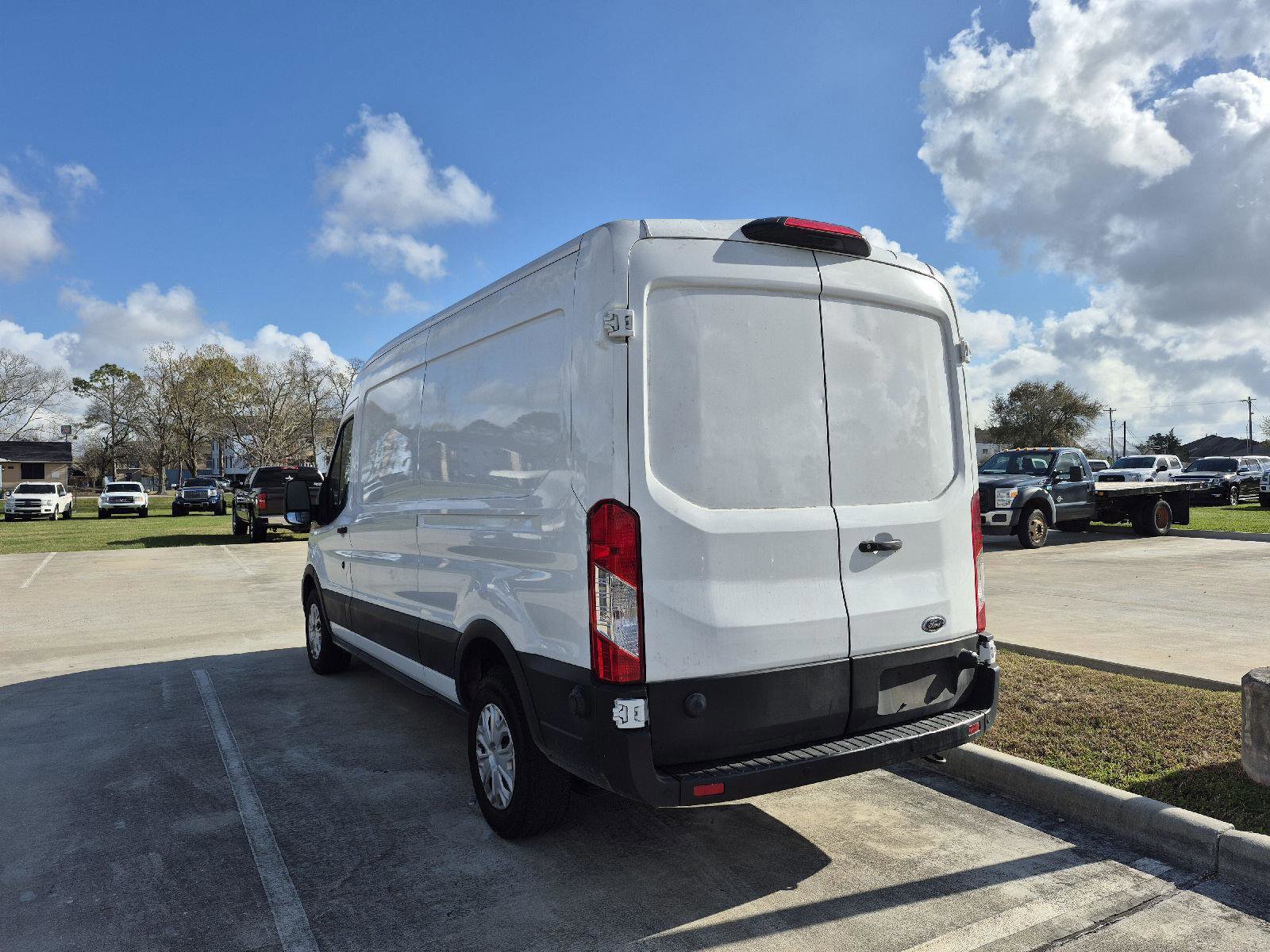 Certified 2023 Ford E-Transit 350 image 2