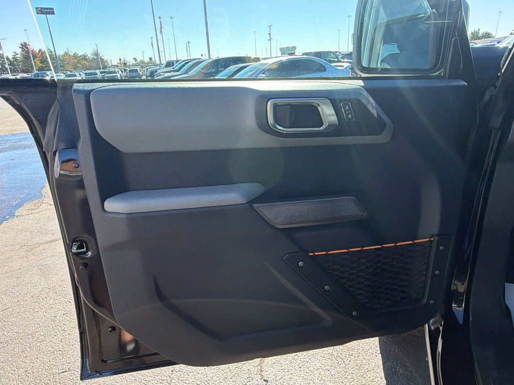 Certified 2023 Ford Bronco Badlands w/ Sasquatch Package AWD/4WD image 27