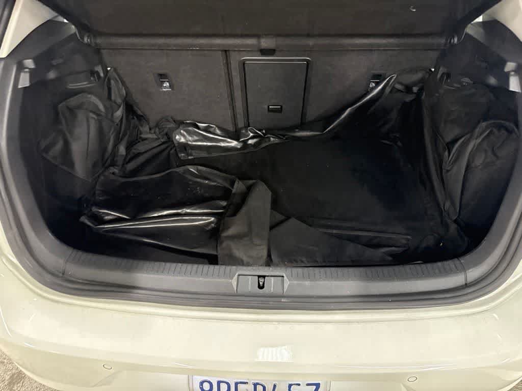 Used 2019 Volkswagen e-Golf SEL Premium FWD image 11