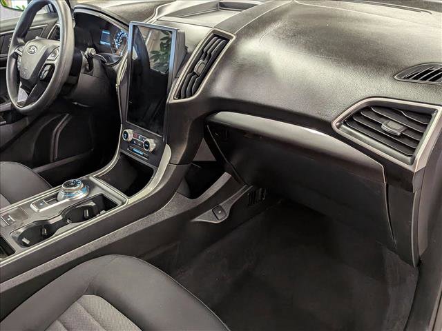 Certified 2022 Ford Edge SE w/ Black Appearance Package AWD/4WD image 20