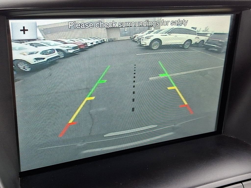 Certified 2018 Ford Escape SE w/ SE Sync 3 Package image 17