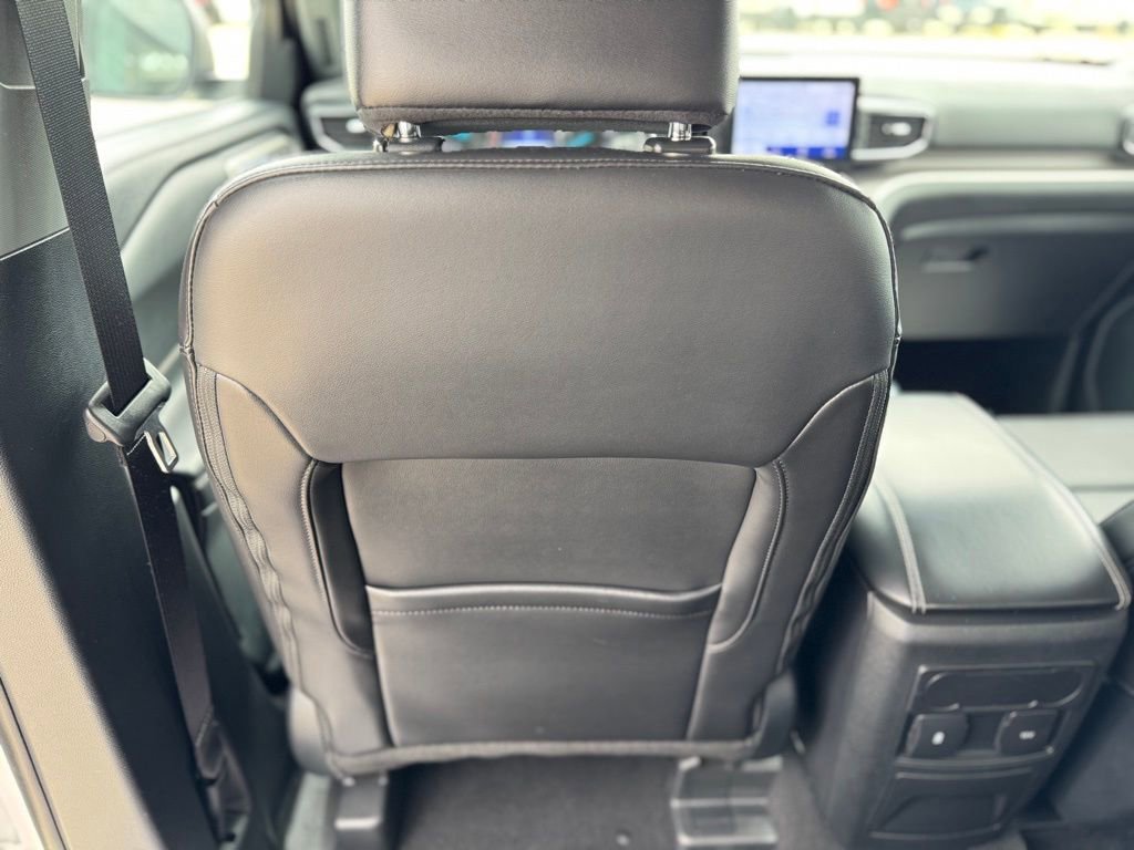 Certified 2023 Ford Explorer XLT w/ Equipment Group 202A image 34