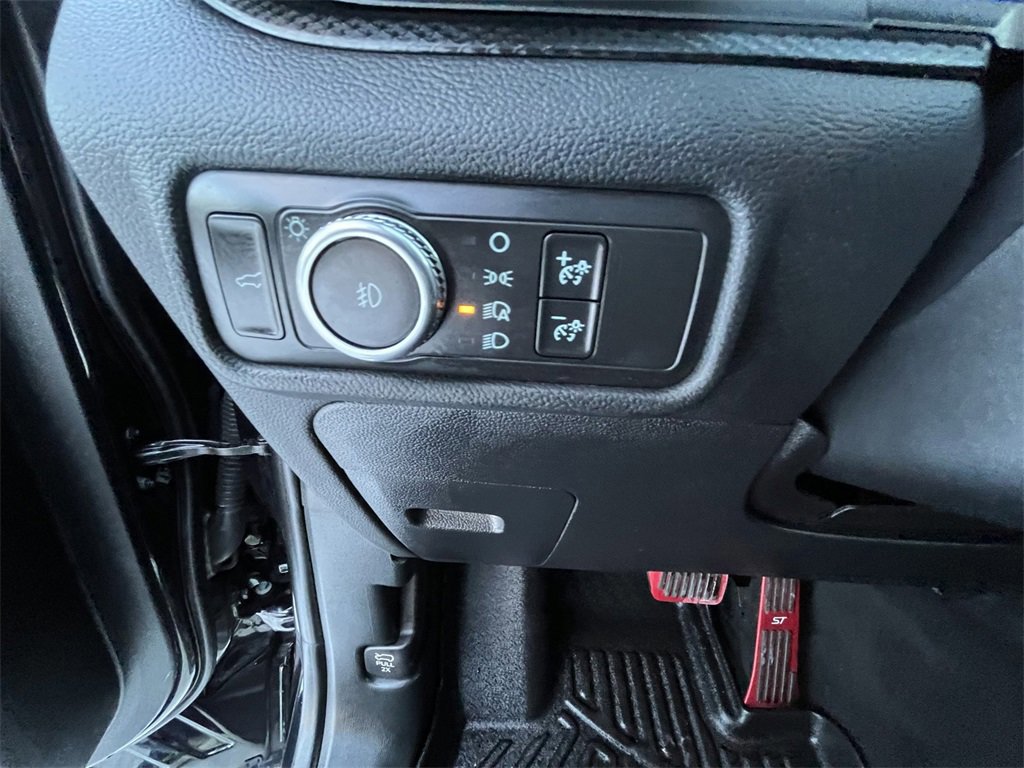 Certified 2021 Ford Explorer ST w/ Equipment Group 401A image 17