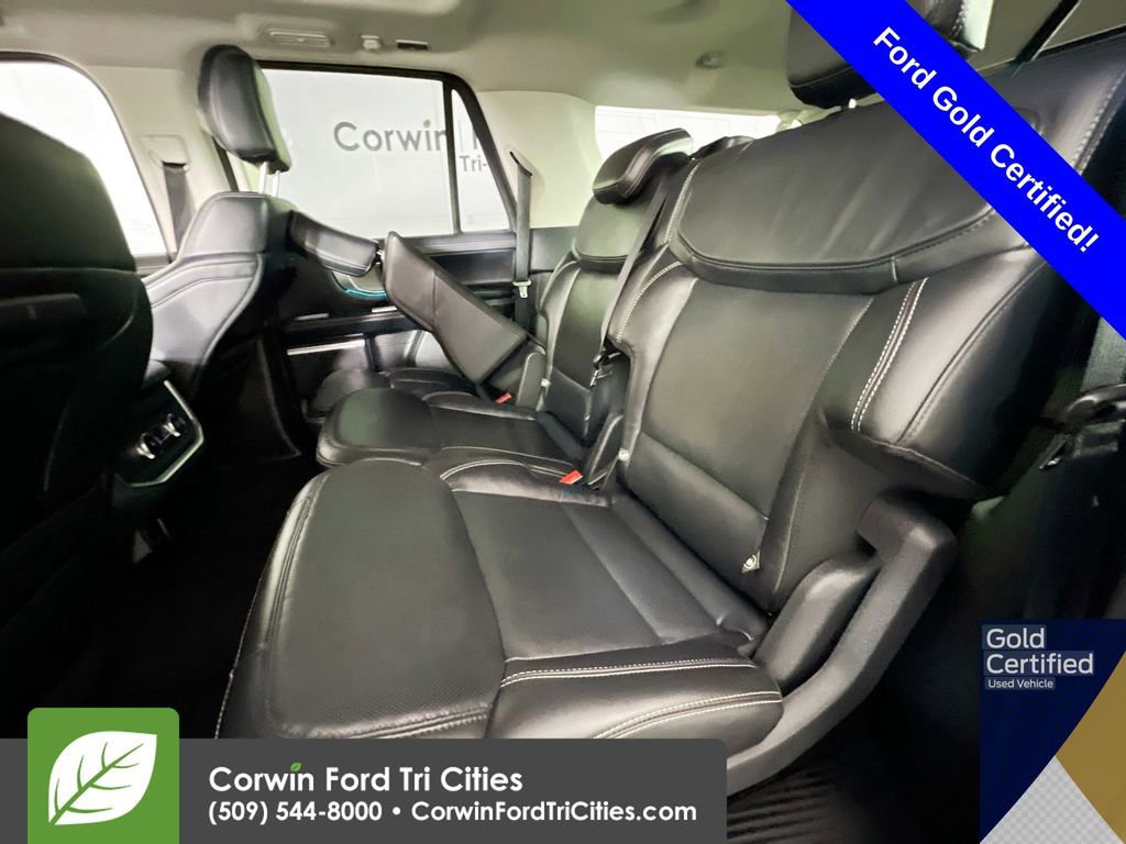 Certified 2025 Ford Expedition Max Platinum image 30