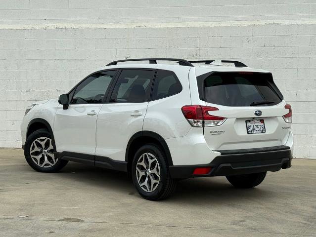 Used 2021 Subaru Forester Premium image 4