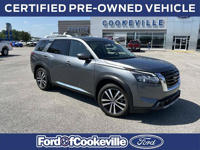 Used 2024 Nissan Pathfinder Platinum w/ Cargo Package FWD image 2