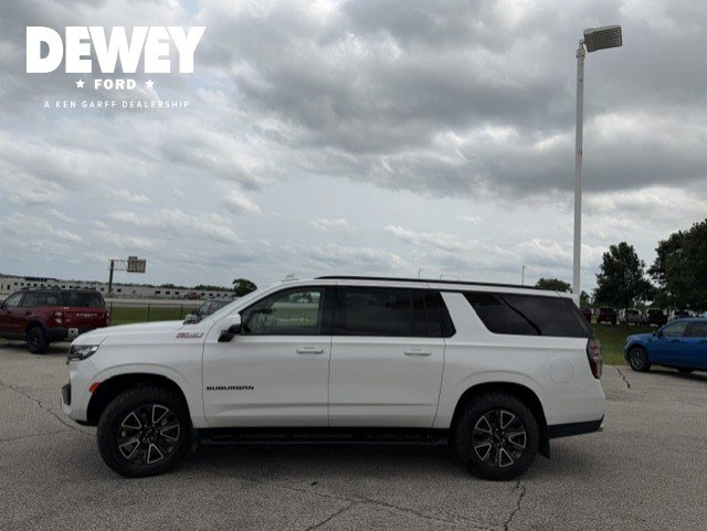 Used 2022 Chevrolet Suburban Z71 w/ Off-Road Capability Package AWD/4WD image 5