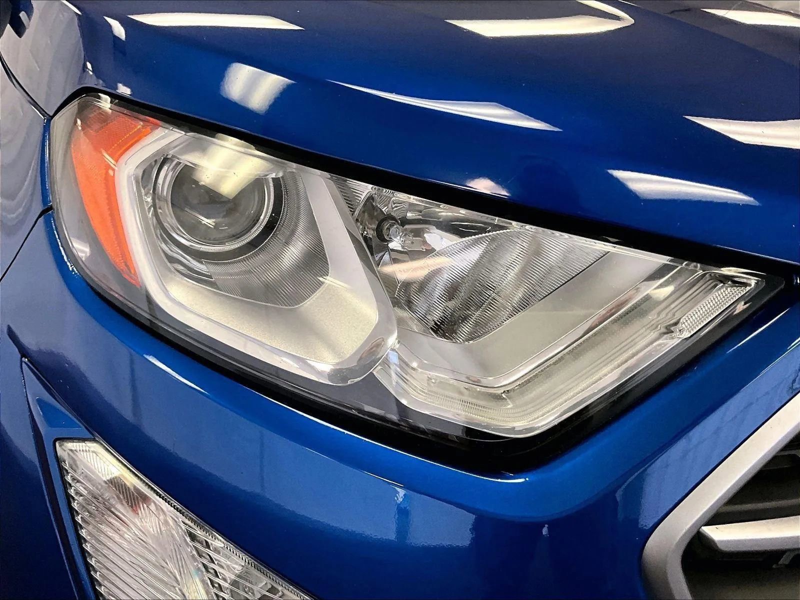 Certified 2019 Ford EcoSport SE image 27