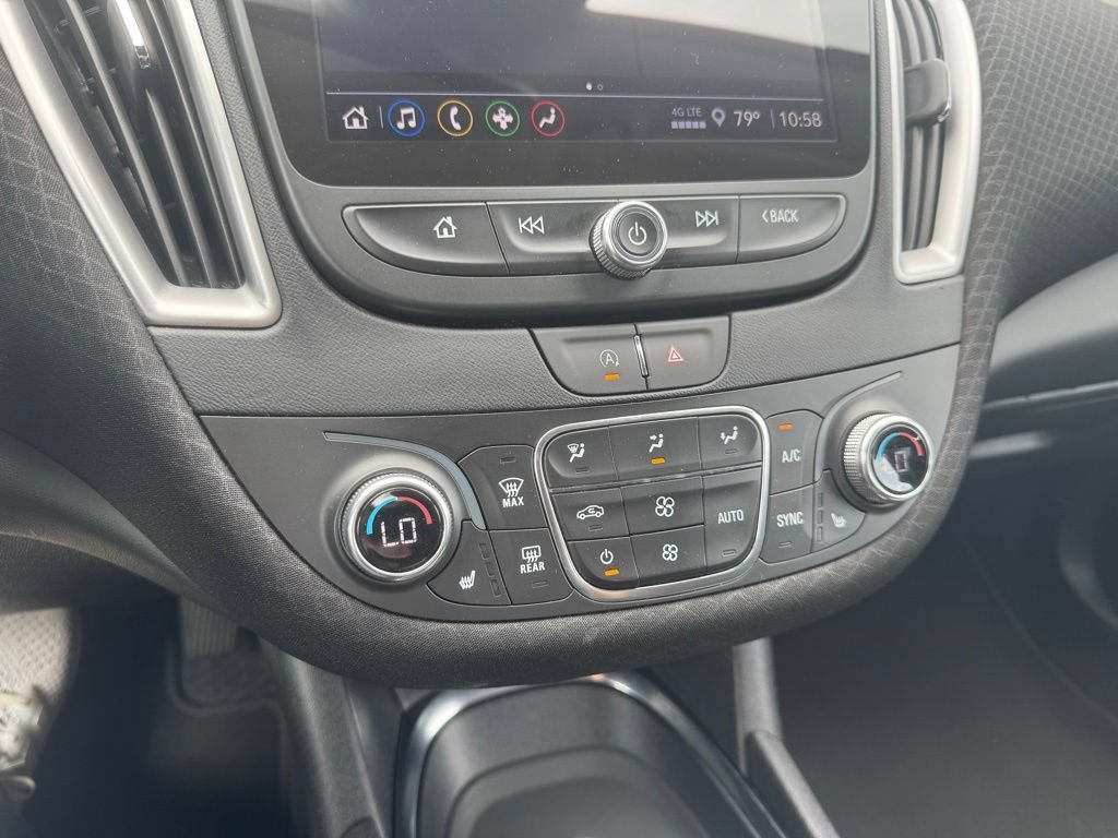 Used 2025 Chevrolet Malibu LT FWD image 12