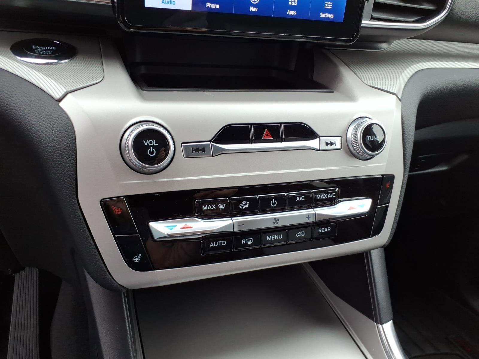 Certified 2023 Ford Explorer XLT w/ Equipment Group 202A image 19