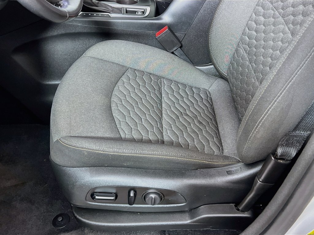 Used 2020 Chevrolet Equinox LT AWD/4WD image 23