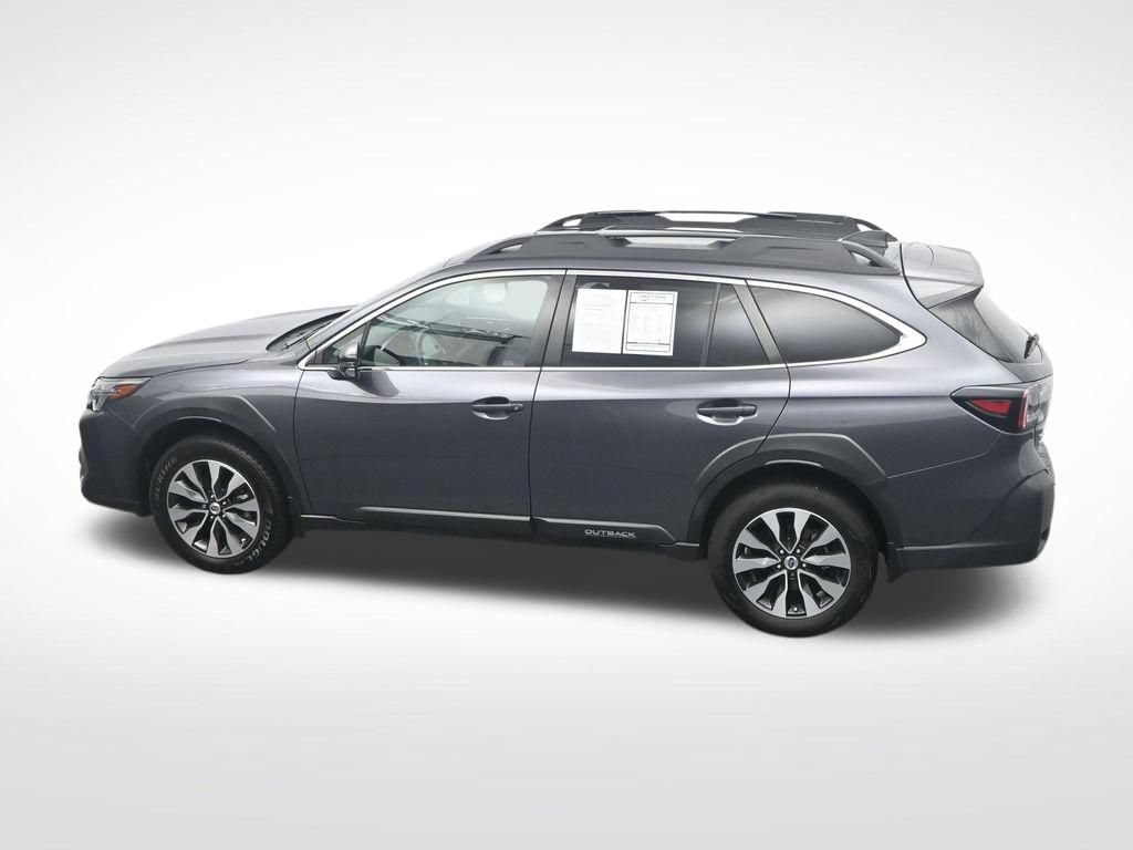 Used 2025 Subaru Outback Limited AWD/4WD image 39