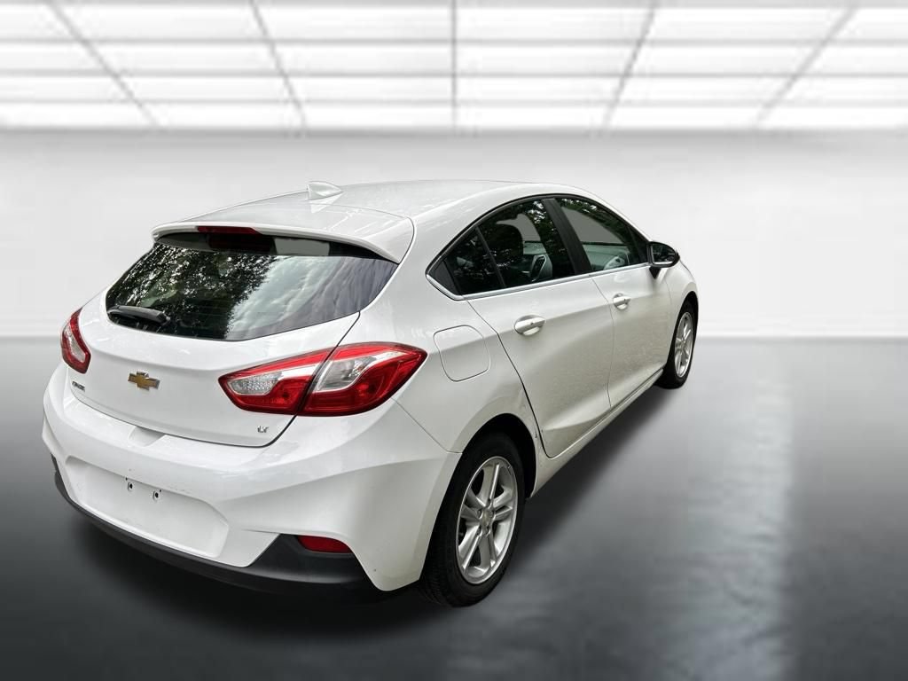 Used 2017 Chevrolet Cruze LT w/ Sun And Sound Package FWD image 6