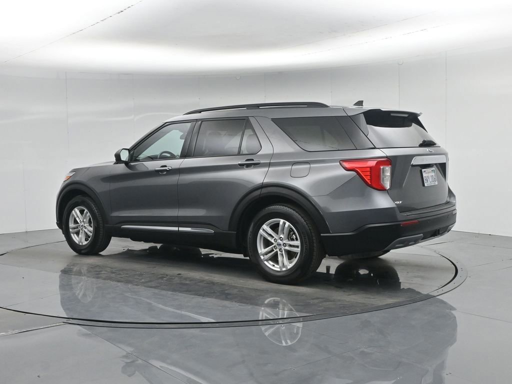 Certified 2021 Ford Explorer XLT image 16
