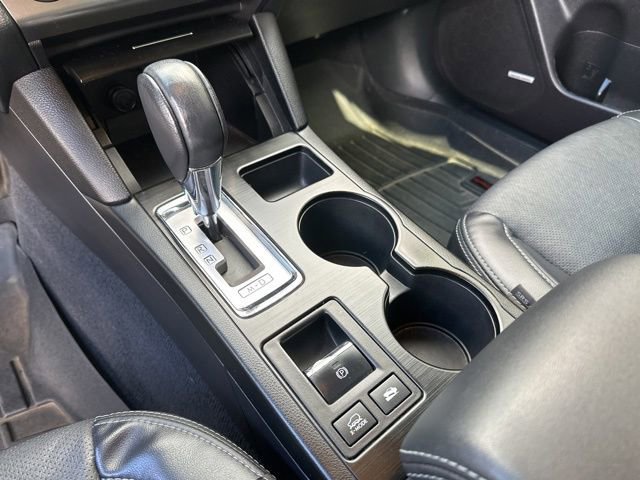 Used 2017 Subaru Outback 2.5i Limited image 32