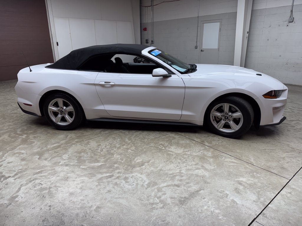 Certified 2019 Ford Mustang Convertible RWD image 6
