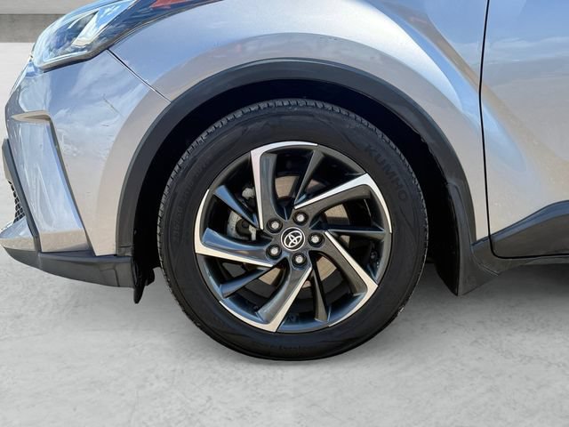 Used 2020 Toyota C-HR Limited FWD image 24