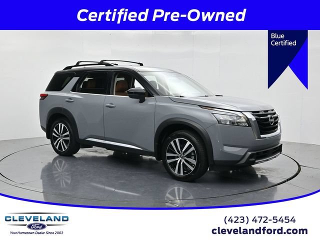 Used 2025 Nissan Pathfinder Platinum