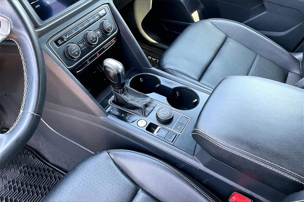 Used 2021 Volkswagen Atlas SE image 15