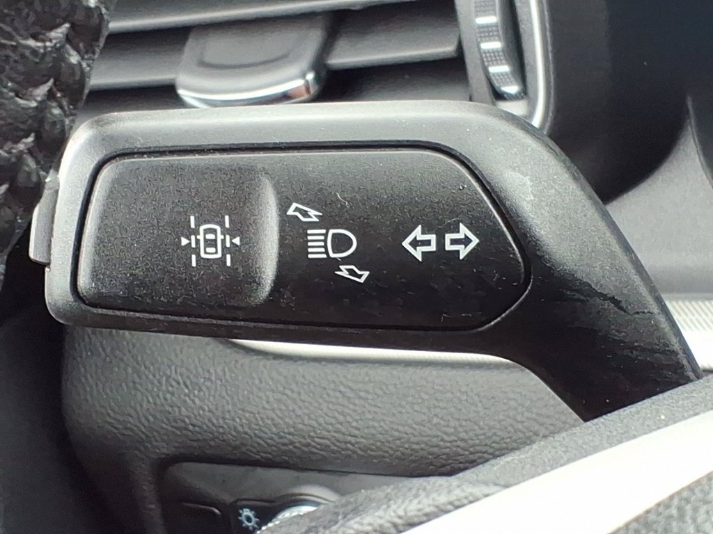 Certified 2023 Ford Explorer XLT w/ Equipment Group 202A AWD/4WD image 27