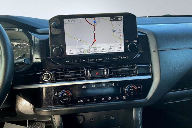 Used 2023 Nissan Pathfinder SL image 11