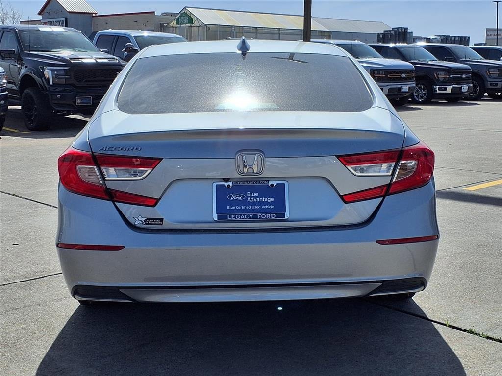 Used 2018 Honda Accord LX image 5