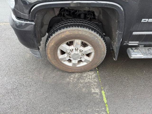 Used 2016 GMC Sierra 3500 Denali image 10